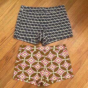 (2) Trina Turk size 4 Women's Shorts - navy blue, brown pink